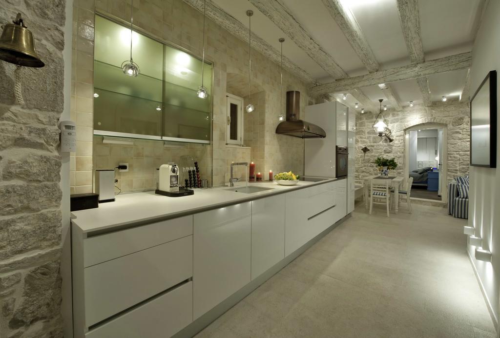 Apartment Whooart Komiza Ngoại thất bức ảnh